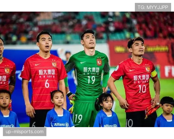 广州足球俱乐部新赛季阵容调整，近期热身赛进攻效率提升